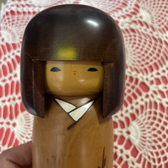Vintage USABURO Kokeshi Wooden Doll Signed Willow Buds Pattern  7.5” - Picture 5 of 6